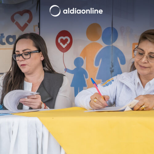 PATRONATO MUNICIPAL DE LATACUNGA REALIZÓ LA FIRMA DE COMODATO PARA EL  CENTRO DE  SALUD “PICHALÓ”