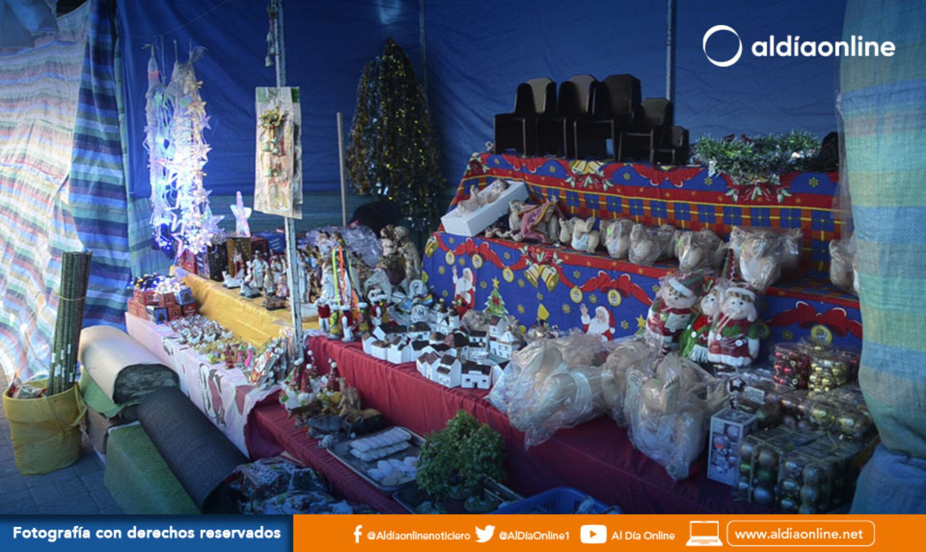 FERIA NAVIDEÑA SE DESARROLLARÁ HASTA EL 6 DE ENERO EN LA PLAZA SUCRE. (VIDEO)