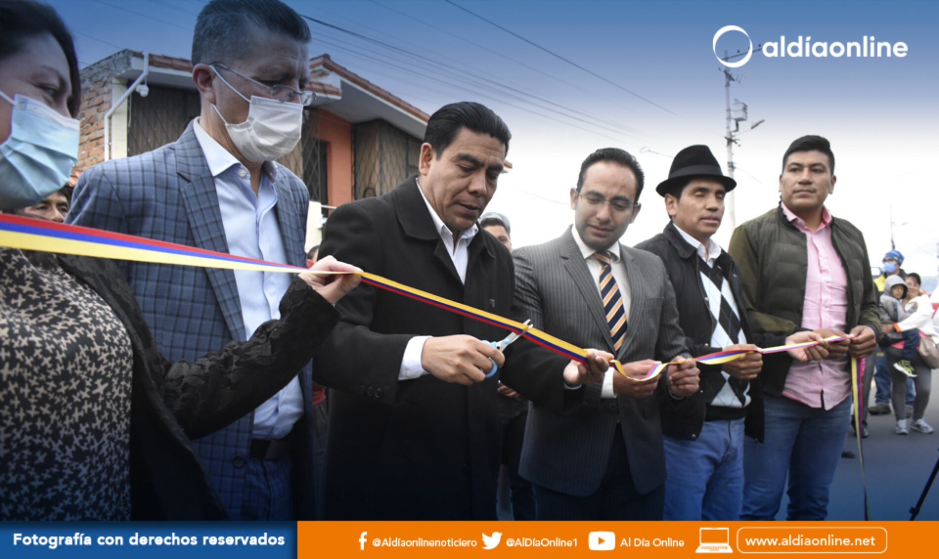 GAD. M PUJILÍ INAGURA TRAMOS DE VIA ASFALTAS Y DE ADOQUÍN POR 753.335,51 DÓLARES (VIDEO)