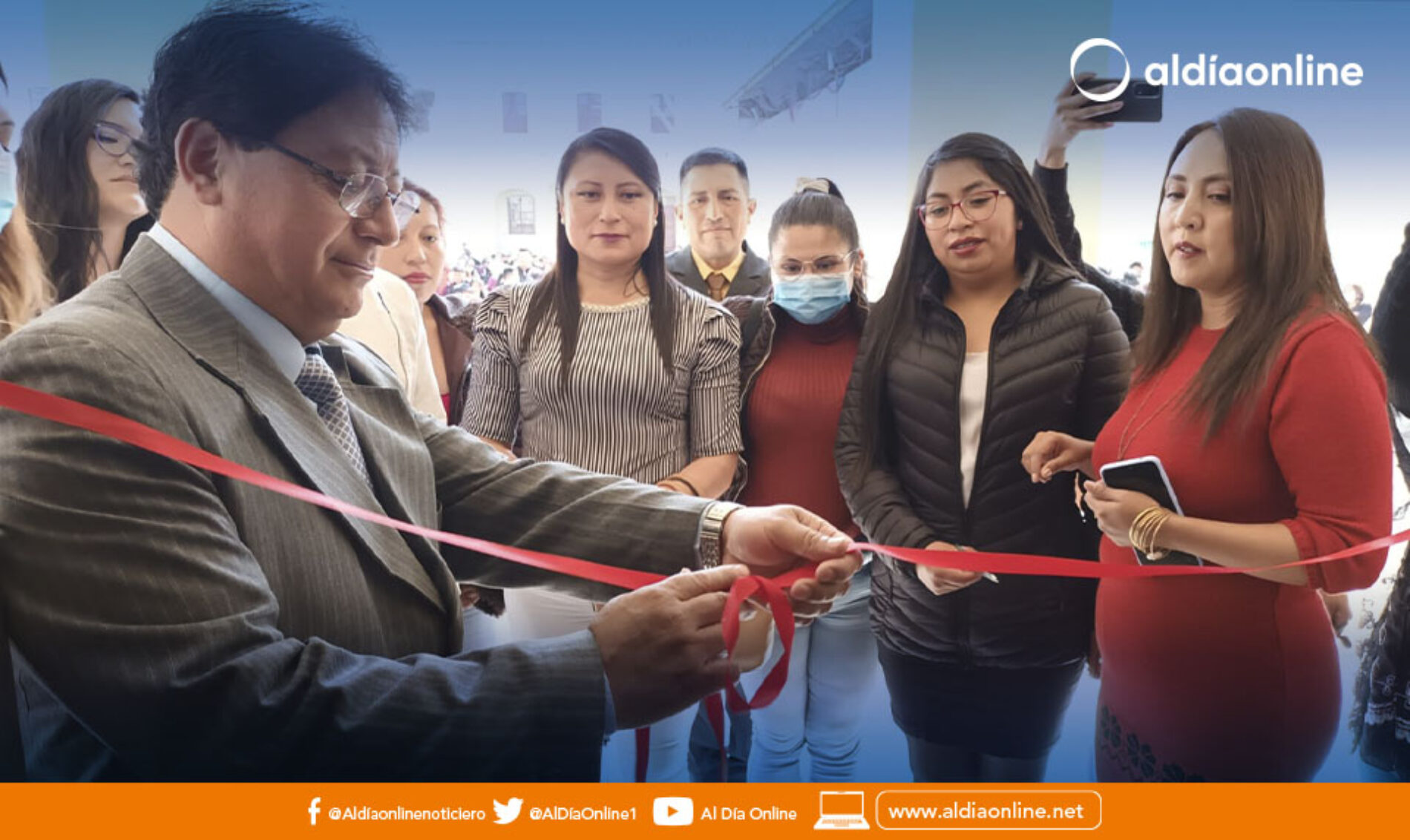 IST VICENTE LEÓN APERTURÓ NUEVO LABORATORIO GRACIAS A LA AUTOGESTIÓN DE ESTUDIANTES Y DOCENTES. (VIDEO)