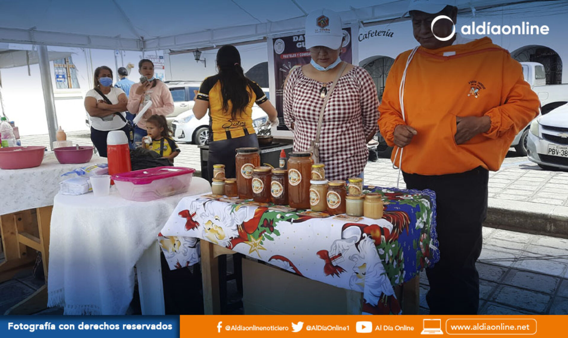 SE DESARROLLÓ LA FERIA TESTING LAB, QUE INVOLUCRÓ A 74 EMPRENDEDORES DEL CANTÓN. (VIDEO)