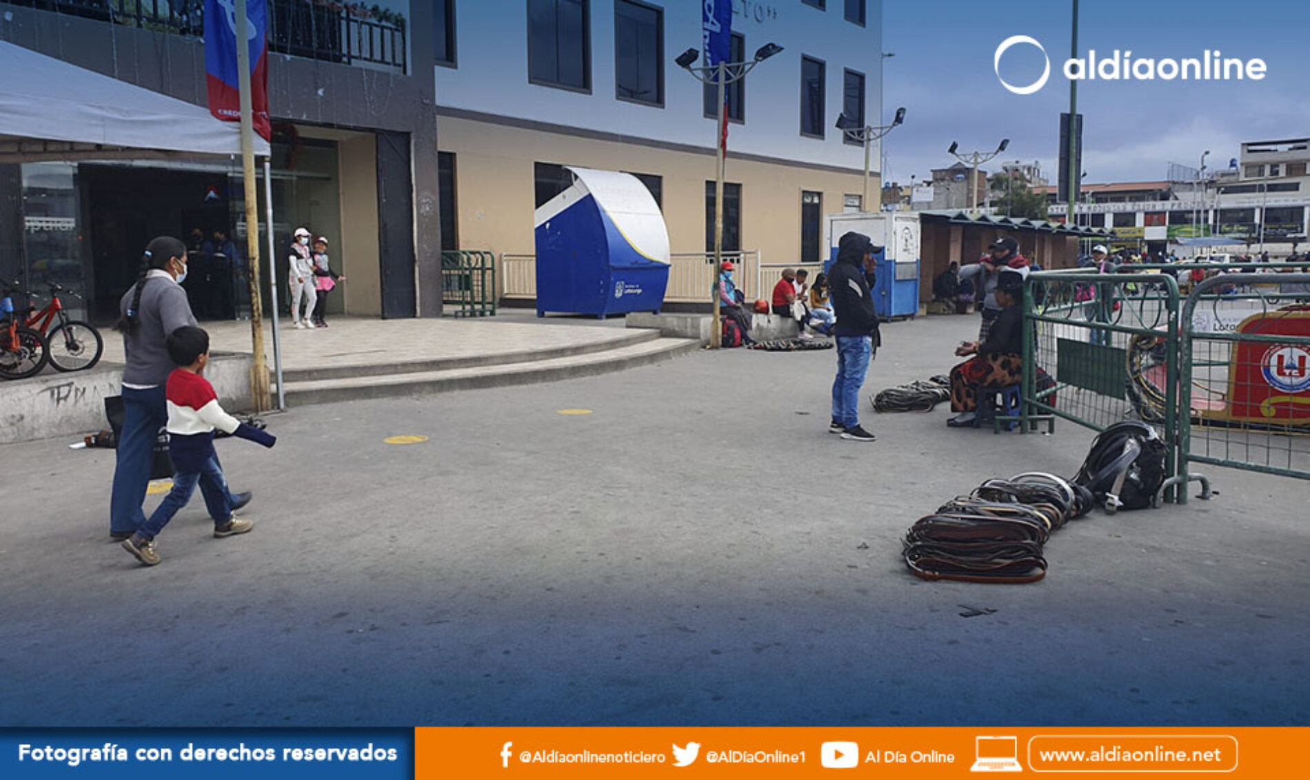 VENTAS DE NAVIDAD DEL CENTRO COMERCIAL POPULAR SE VEN AFECTADAS POR EL INFORMALISMO. (VIDEO)