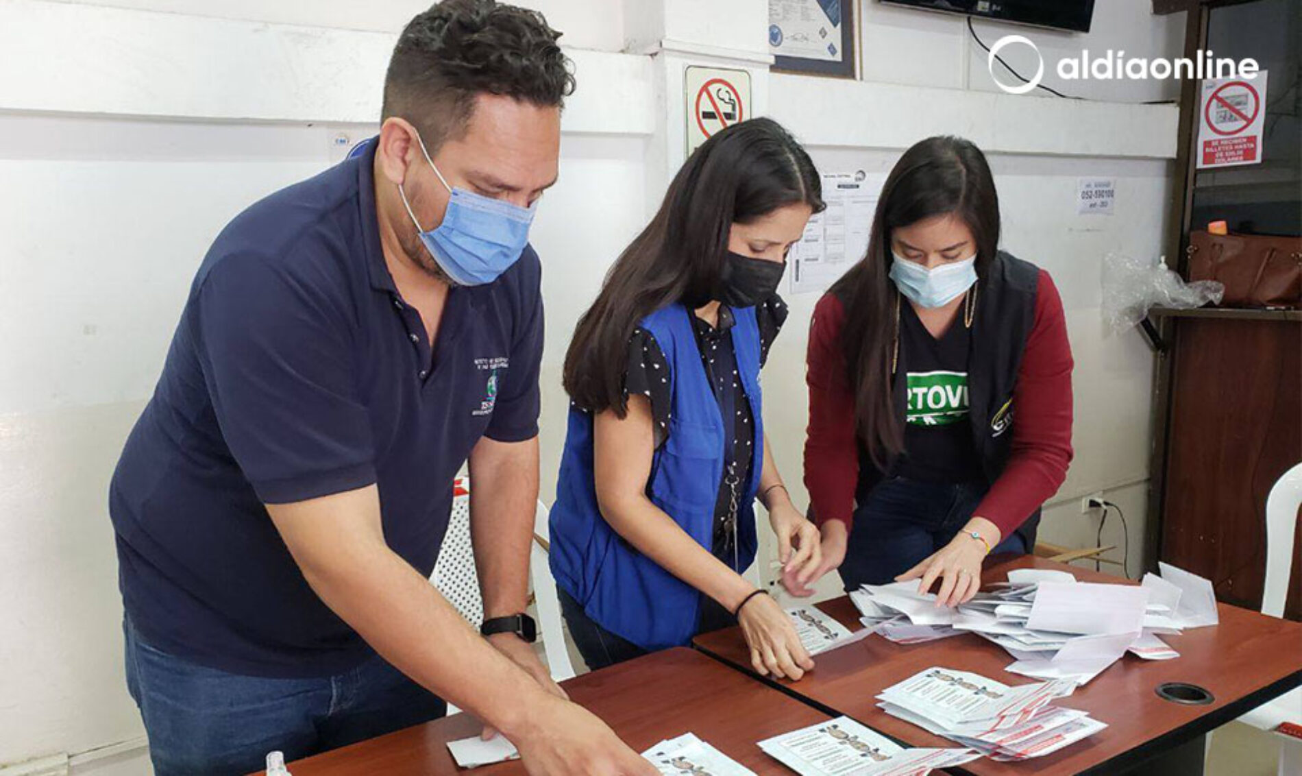 CNE ACTUALIZA METODOLOGÍA DE ESCRUTINIO Y DISPONE INCORPORAR UN INTEGRANTE MÁS EN CADA JUNTA RECEPTORA DEL VOTO