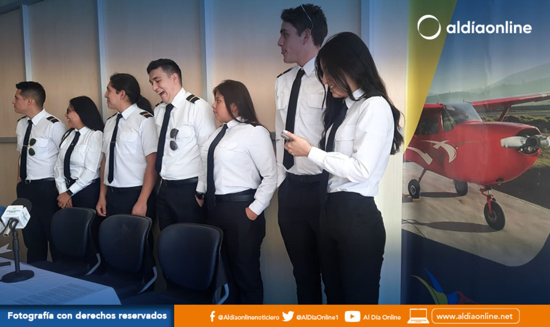 ESCUELA DE AVIACIÓN INDICA QUE TEMA DEL SUPUESTO BOMBARDEO DE NUBES, SERÍA NETAMENTE POLÍTICO. (VIDEO)