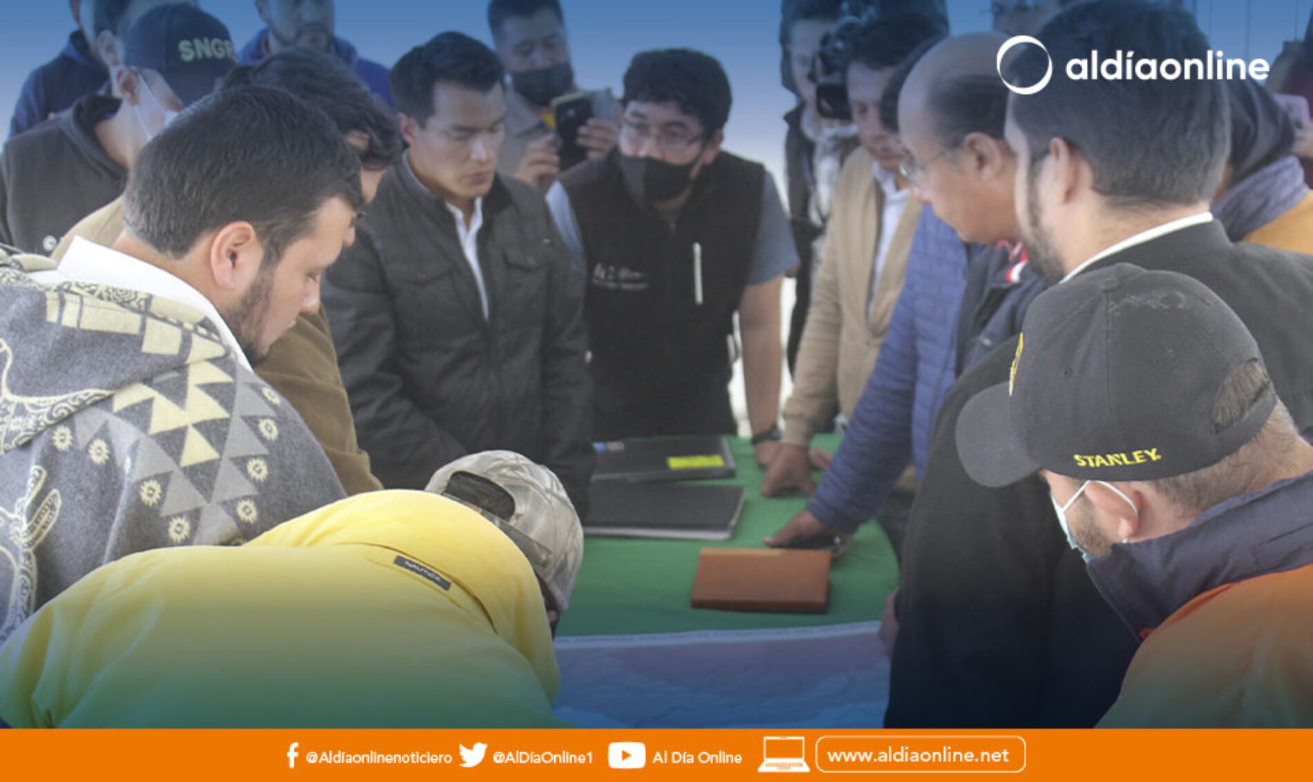 GOBERNACIÓN DE COTOPAXI ARTICULA ACCIONES ANTE CAÍDA DE CENIZA EN DIFERENTES PUNTOS DEL CANTÓN. (VIDEO)