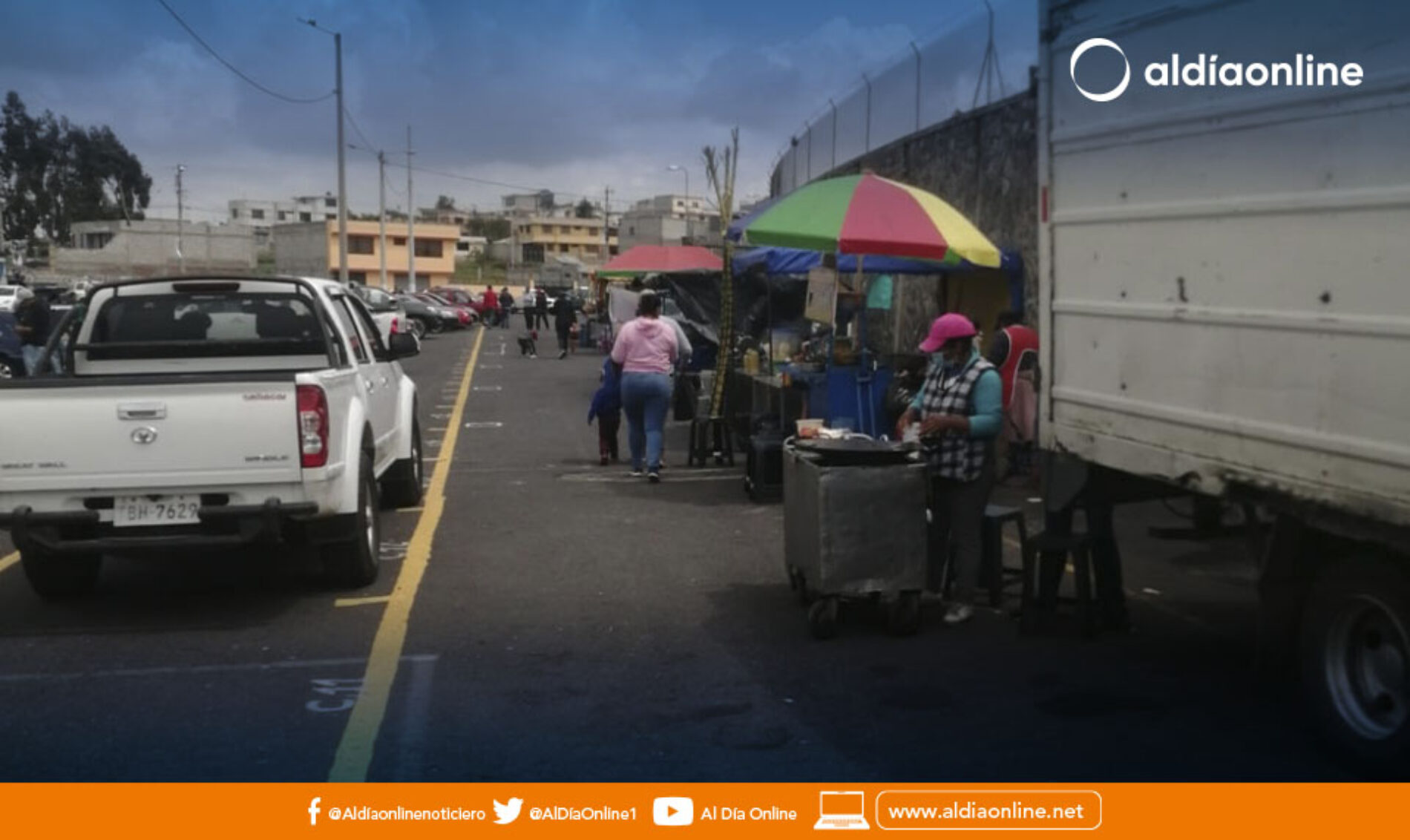 FERIA DE CARROS DE NINTINACAZO, FUE REUBICADA EN LA COCHA DESDE EL PASADO 14 DE ENERO (VIDEO)