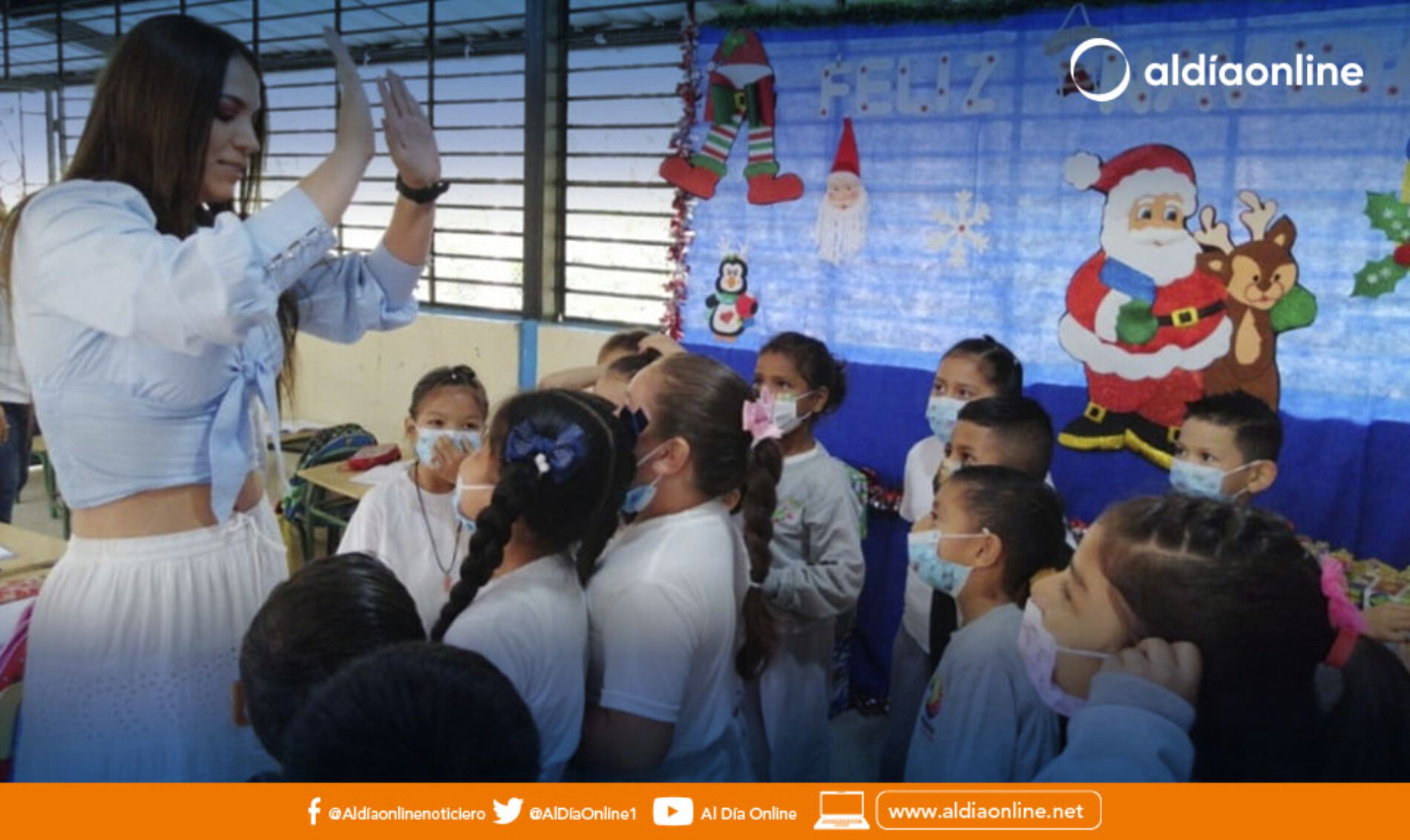 80 UNIDADES EDUCATIVAS DE LATACUNGA FORMAN PARTE DEL PROYECTO APADRINA UNA ESCUELA. (VIDEO)