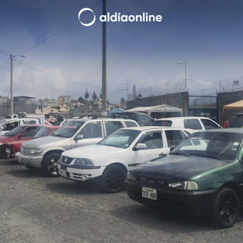 FERIA DE CARROS DE NINTINACAZO, FUE REUBICADA EN LA COCHA DESDE EL PASADO 14 DE ENERO (VIDEO)