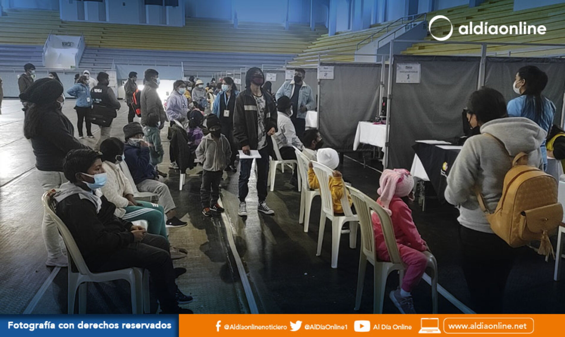 PUNTO DE VACUNACIÓN MASIVO DEL COLISEO MAYOR FUE CERRADO POR POCA AFLUENCIA DE CIUDADANÍA. (VIDEO)