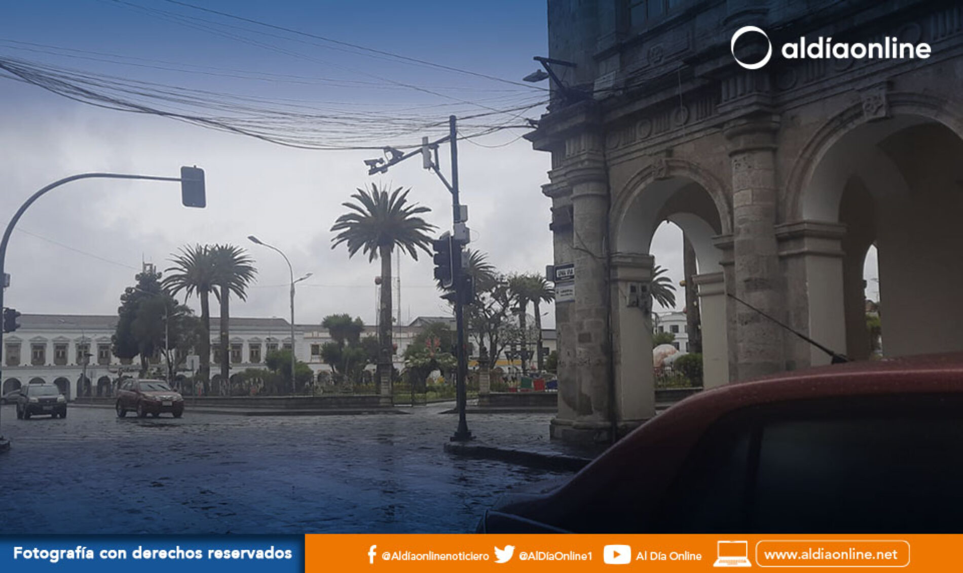 SEMÁFOROS UBICADOS EN EL CENTRO HISTÓRICO DE LATACUNGA NO PUEDEN SER REUBICADOS. (VIDEO)