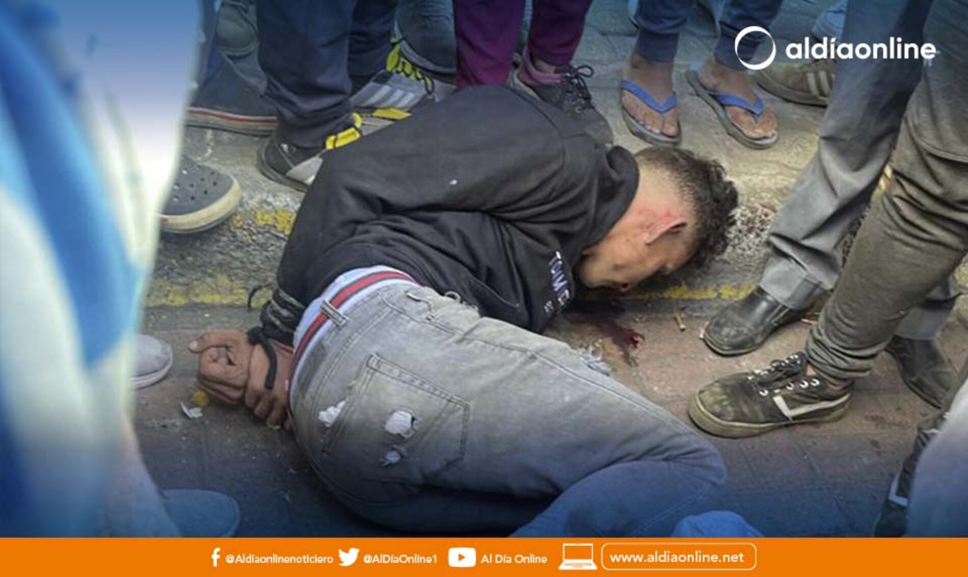 PRESUNTOS SICARIOS FUERON QUEMADOS EN TOACAZO LA MAÑANA DE ESTE JUEVES 9 DE FEBRERO. (VIDEO)