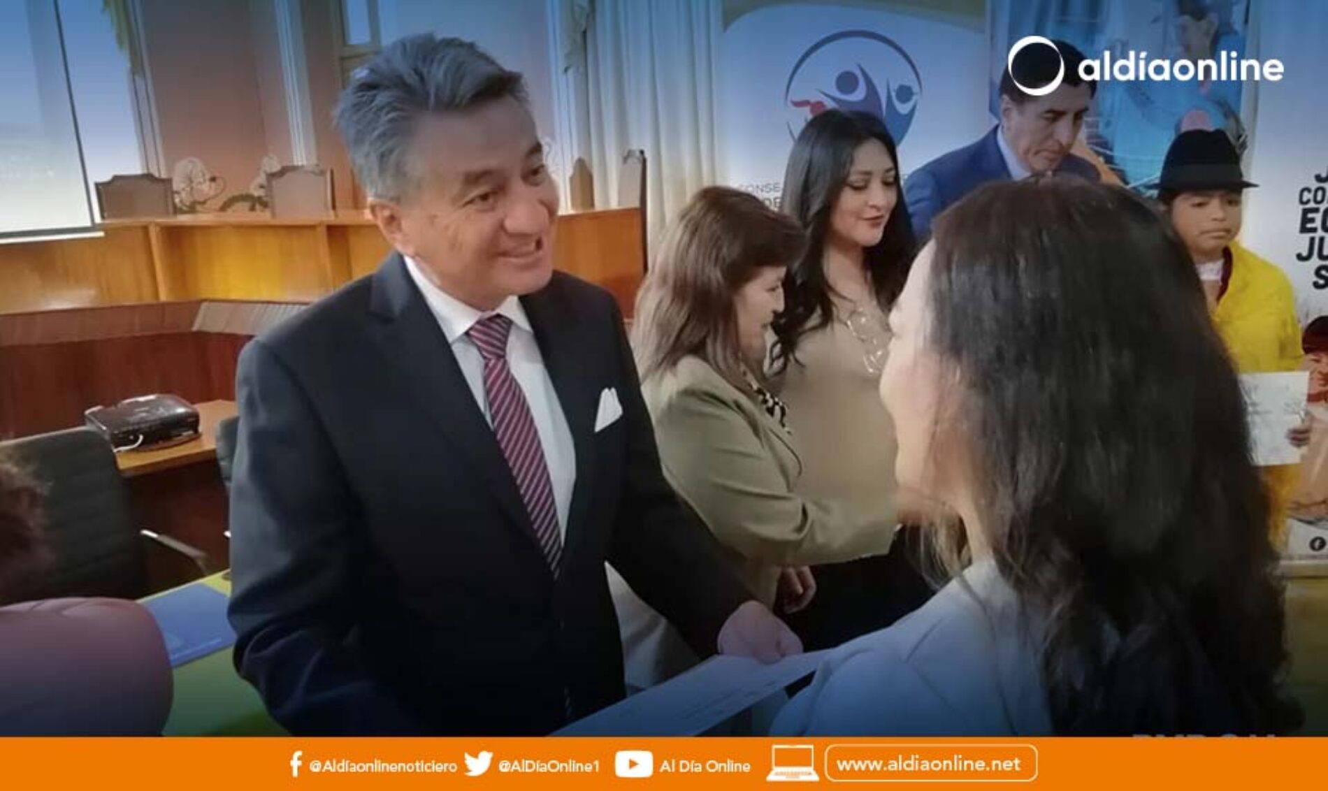 CON EL APOYO DEL GADM LATACUNGA, EL PROGRAMA MURU CERTIFICÓ A MUJERES LIDERESAS DEL CANTÓN. (VIDEO)
