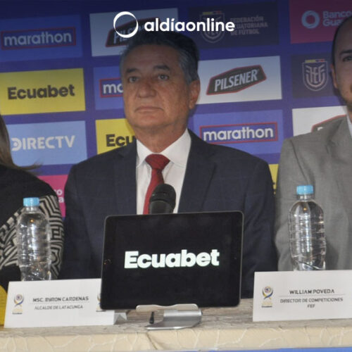 PARTIDO DE LA SÚPER COPA FUE PRESENTADO EN LATACUNGA POR AUTORIDADES  (VIDEOS)