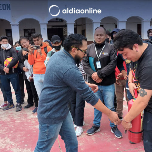 IST VICENTE LEÓN REALIZA ACTUALIZACIÓN CURRICULAR QUE FORTALECE CONOCIMIENTOS DE MÁS DE 1200 ESTUDIANTES