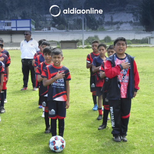 GAD COTOPAXI INAUGURÓ CAMPEONATO DE ESCUELAS DE FÚTBOL EN CATEGORÍAS SUB. 12 Y SUB. 15 (VIDEO)