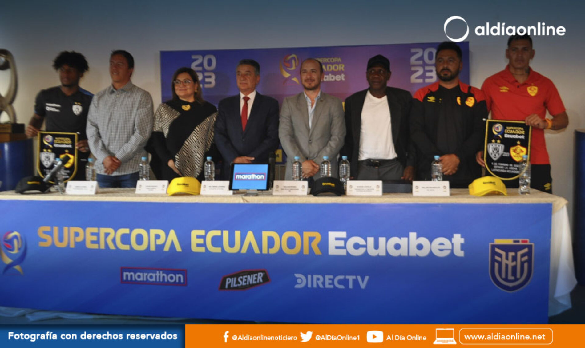 PARTIDO DE LA SÚPER COPA FUE PRESENTADO EN LATACUNGA POR AUTORIDADES  (VIDEOS)