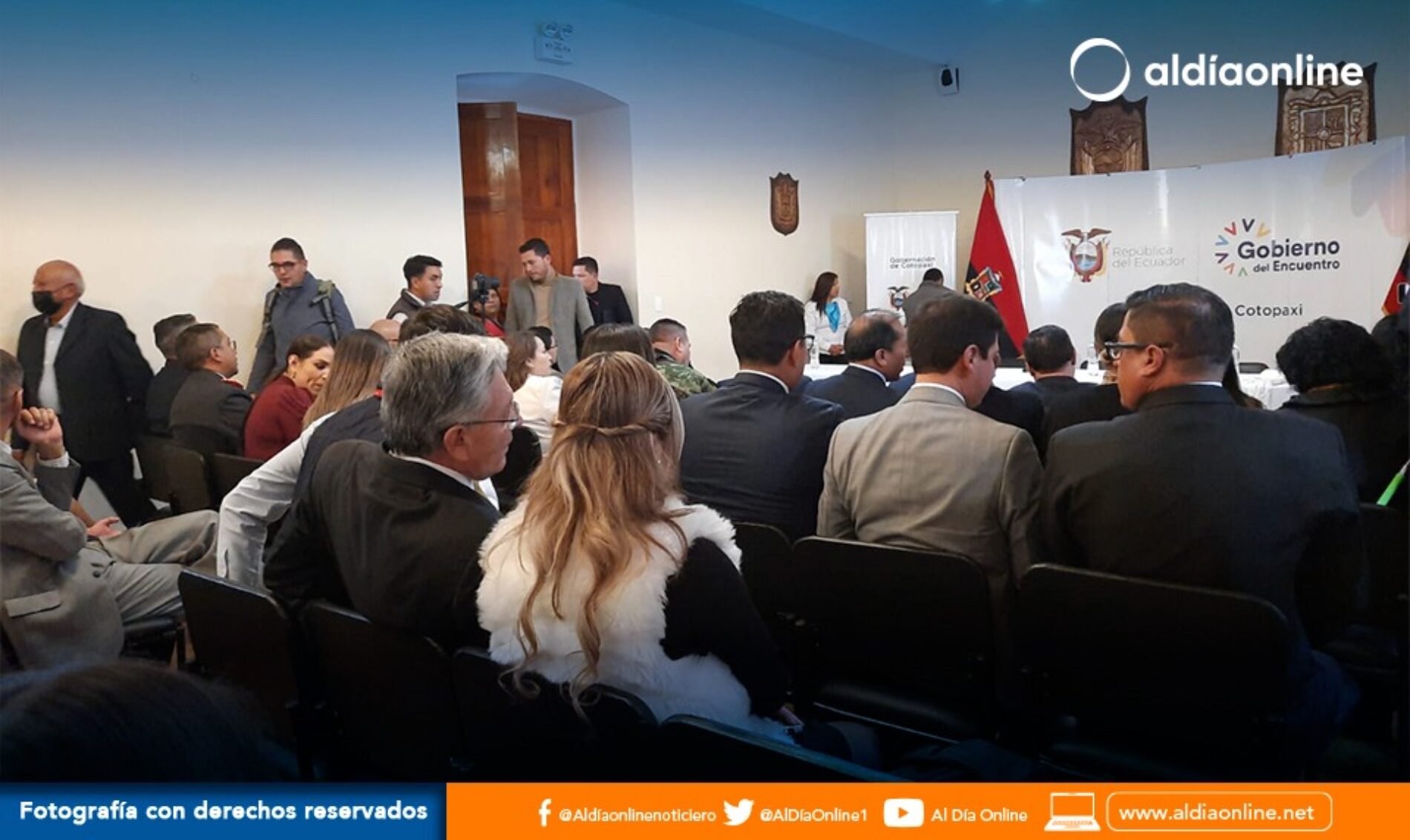TANIA VÁSQUEZ FUE PRESENTADA OFICIALMENTE COMO LA NUEVA GOBERNADORA DE COTOPAXI. (VIDEO)
