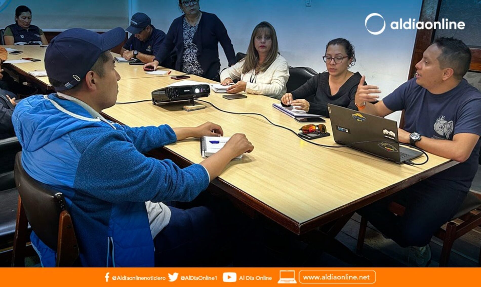 MUNICIPIO DE RUMIÑAHUI TRABAJA EN PREVENCIÓN CON LA CIUDADANÍA ANTE ACTIVIDAD DEL VOLCÁN COTOPAXI. (VIDEO)