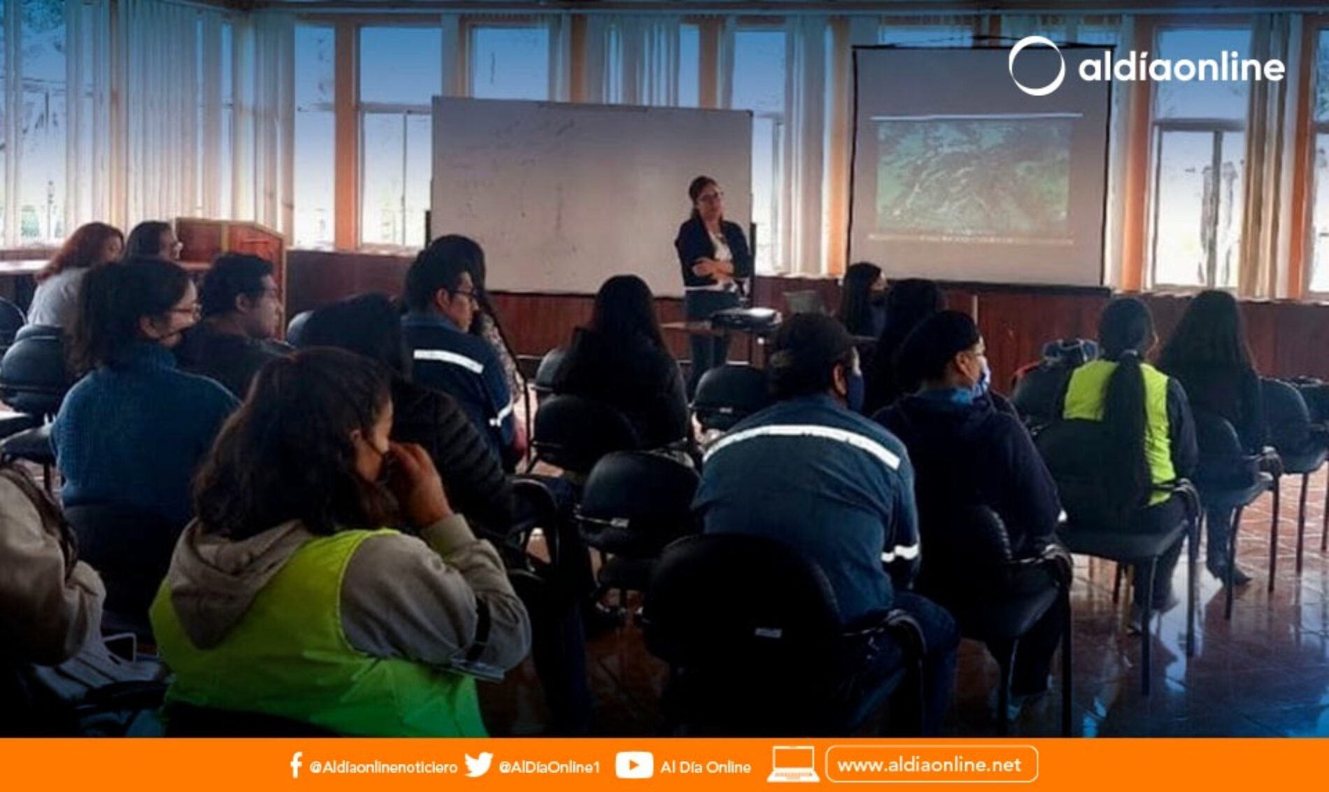 MUNICIPIO DE RUMIÑAHUI TRABAJA EN PREVENCIÓN CON LA CIUDADANÍA ANTE ACTIVIDAD DEL VOLCÁN COTOPAXI. (VIDEO)
