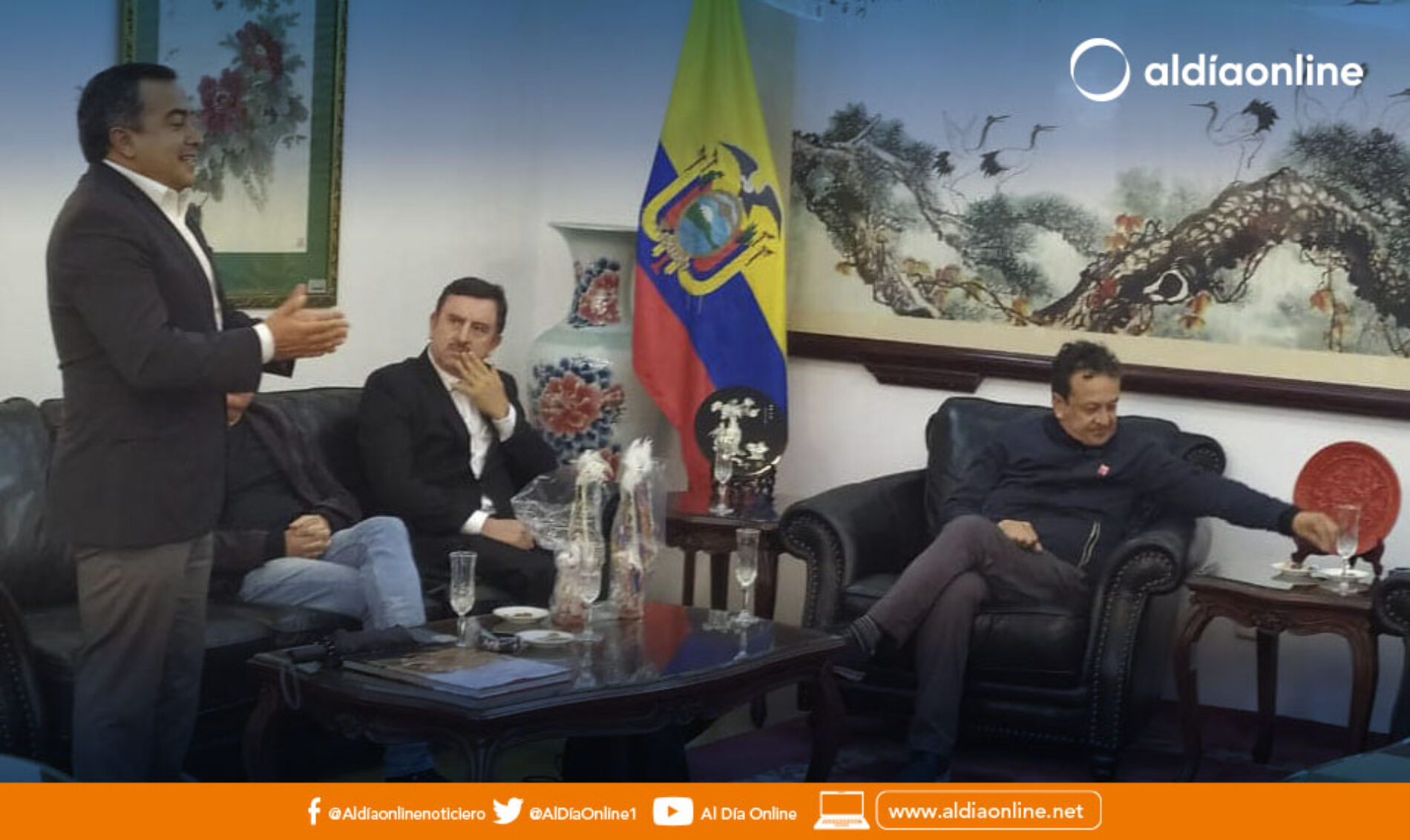 CONCEJAL ELECTO DE PUJILÍ, RAÚL ARROYO, VISITÓ LA EMBAJADA DE CHINA Y PRESENTÓ EL PROYECTO “CIUDADES HERMANAS”