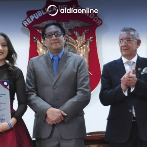 GAD PROVINCIAL DE COTOPAXI RECONOCIÓ A PERSONALIDADES, INSTITUCIONES, EMPLEADOS Y TRABAJADORES (VIDEO)