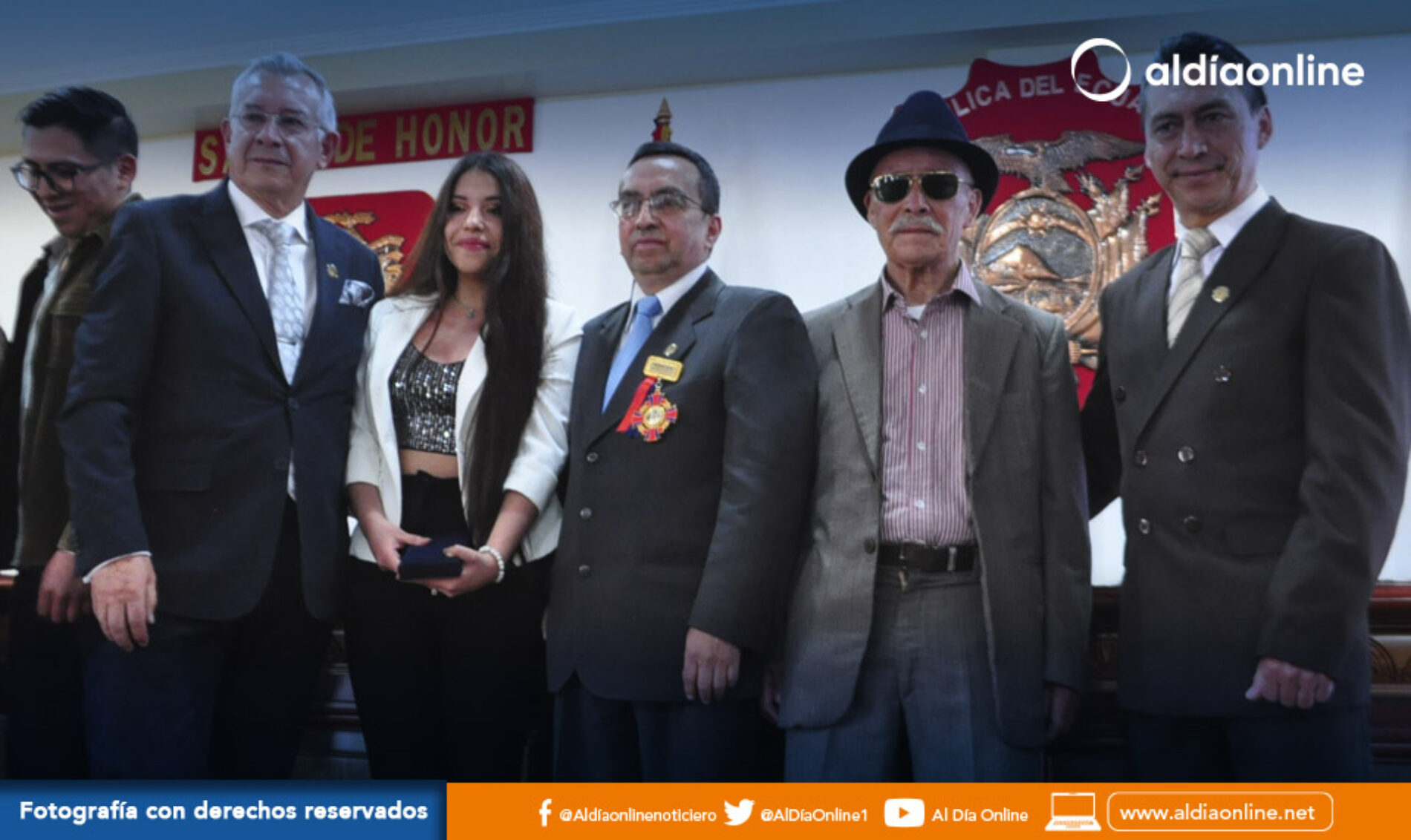 GAD PROVINCIAL DE COTOPAXI RECONOCIÓ A PERSONALIDADES, INSTITUCIONES, EMPLEADOS Y TRABAJADORES (VIDEO)