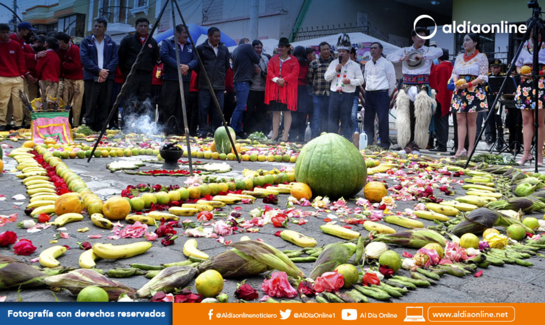 FESTIVIDAD DEL “PAWKAR RAYMI” (FIESTA DEL FLORECIMIENTO)  SE VIVIÓ EN EL CANTÓN SAQUISILÍ  CON UNA FERIA DE EMPRENDIMIENTO (VIDEO)
