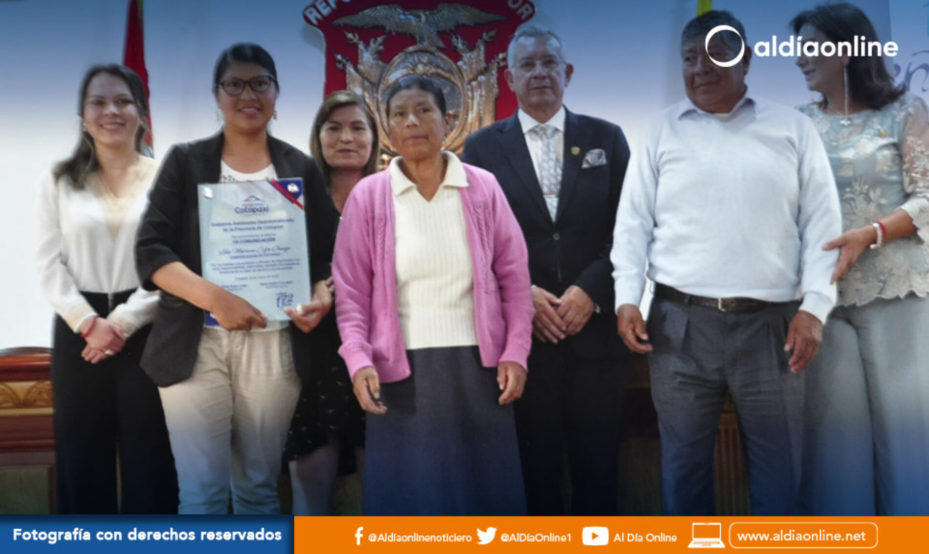 GAD PROVINCIAL DE COTOPAXI RECONOCIÓ A PERSONALIDADES, INSTITUCIONES, EMPLEADOS Y TRABAJADORES (VIDEO)