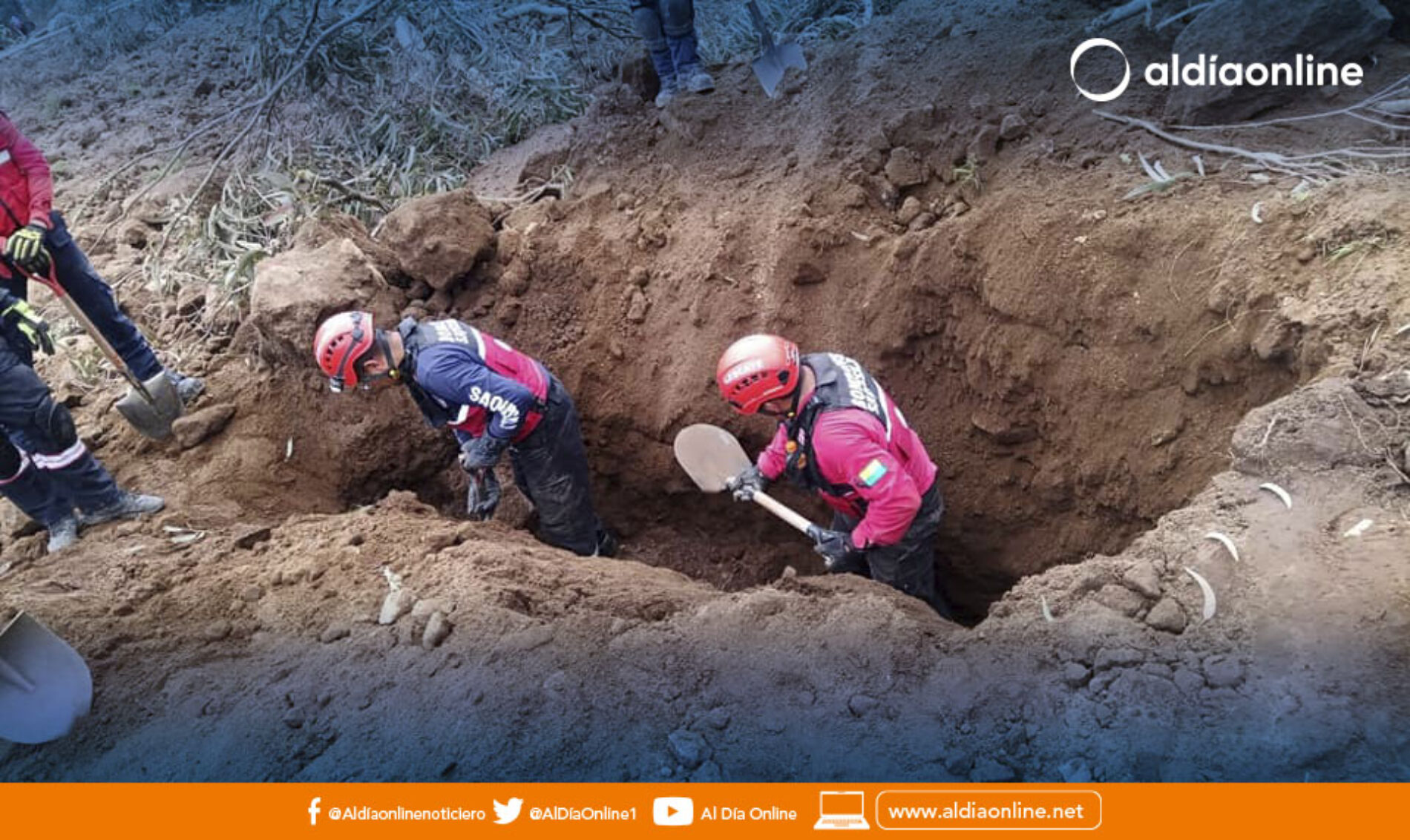 BOMBEROS DE SAQUISILÍ ESTUVIERON PRESENTES EN AYUDA DE DAMINIFICADOS EN ALAUSÍ (VIDEO)