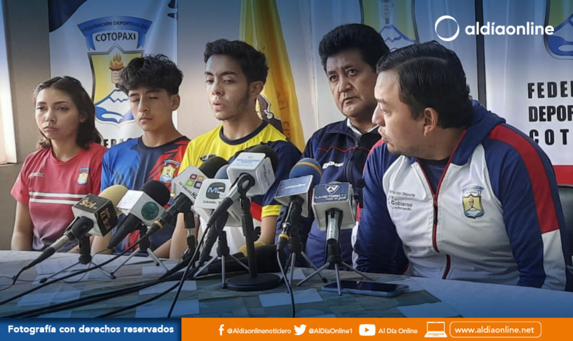 DEPORTISTAS COTOPAXENSES REPRESENTARÁN A ECUADOR EN EL CAMPEONATO SURAMERICANO DE KARATE DO EN SAO PAULO. (VIDEO)