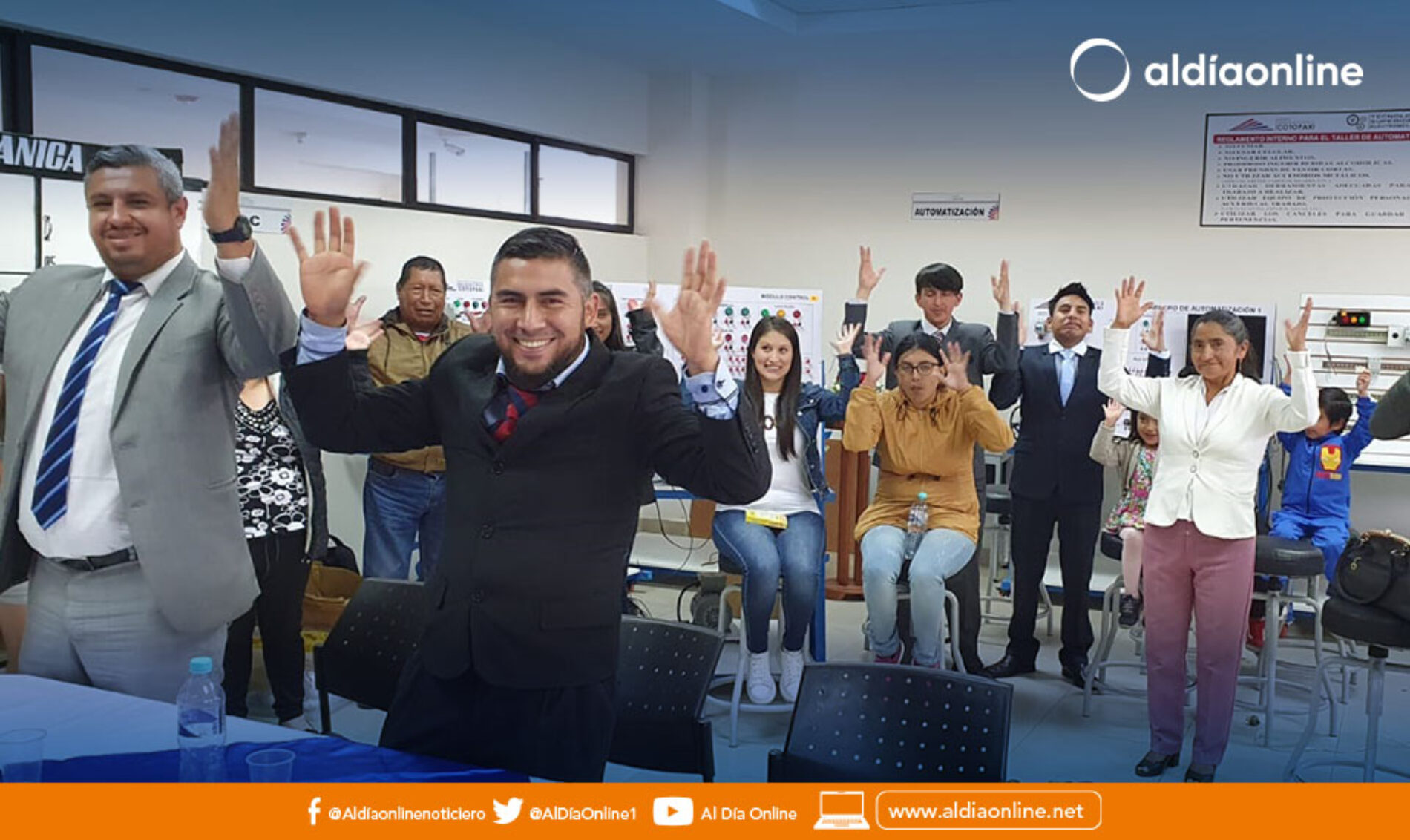 TRES JÓVENES CON DISCAPACIDAD AUDITIVA DEFENDIERON SUS PROYECTOS DE TITULACIÓN EN ELECTROMECÁNICA