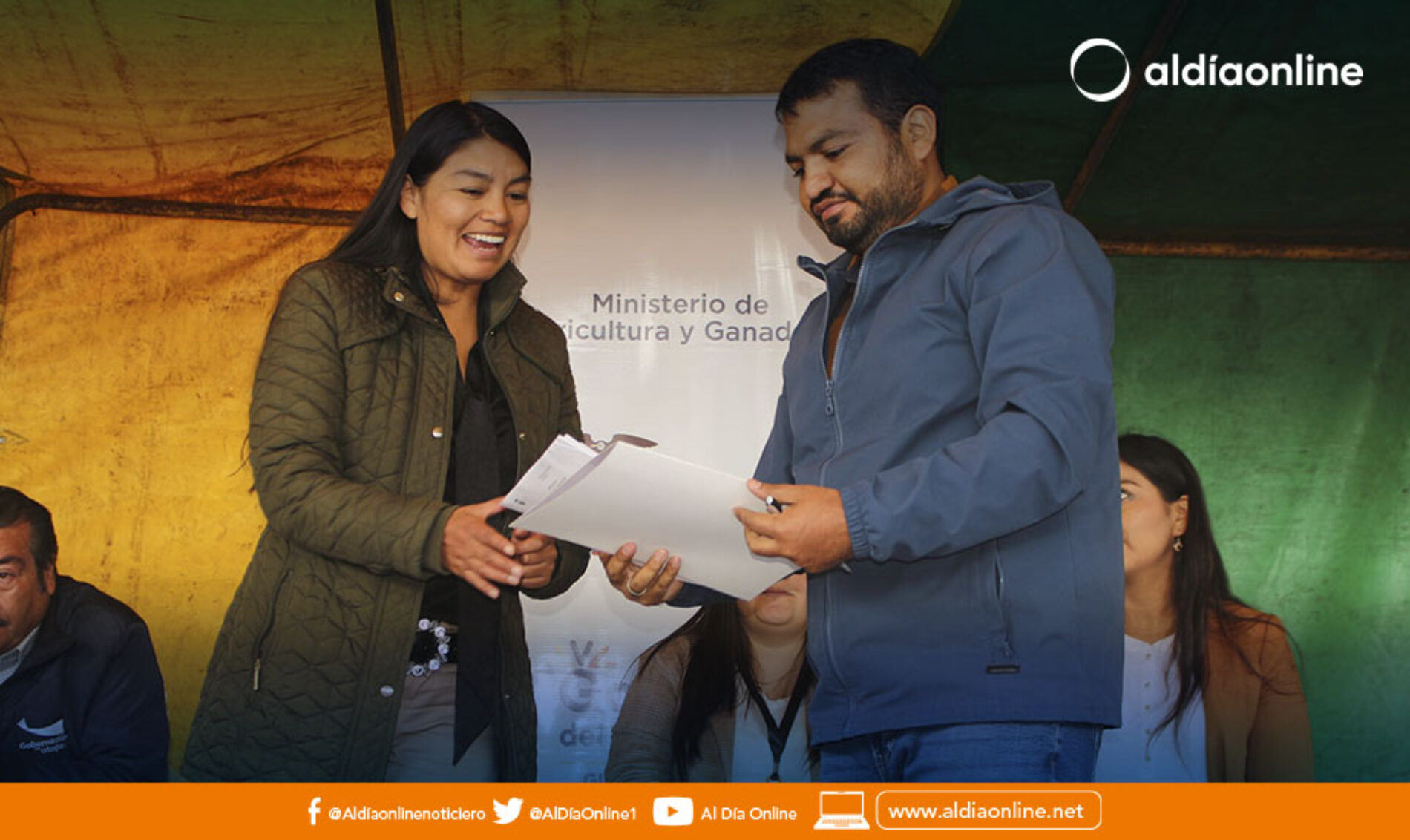 SECRETARÍA DE GESTIÓN Y DESARROLLO DE PUEBLOS Y NACIONALIDADES ENTREGÓ CUYES DE RAZA MEJORADA EN SAQUISILÍ.