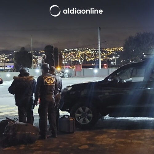 COCHE BOMBA TENÍA 20 EXPLOSIVOS DE “ALTO PODER”,  SE REGISTRÓ EN LOS EXTERIORES DE LA TERMINAL TERRESTRE, EN EL SUR DE QUITO.      