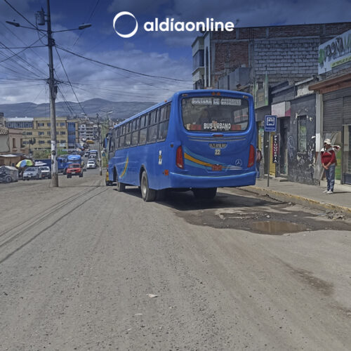 OFRECIMIENTO DE CONCLUIR ASFALTADO EN LA AV. 5 DE JUNIO NO SE CUMPLIÓ Y FALTAN LOS TRABAJOS