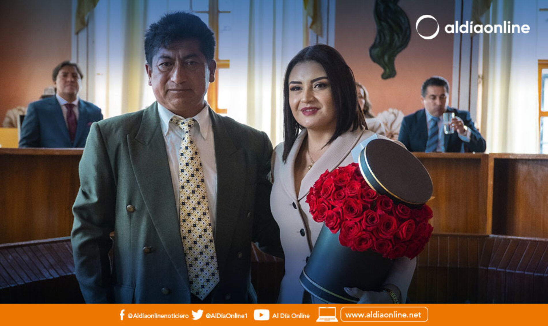 EFUSIVO RECIBIMIENTO AL ALCALDE DE LATACUNGA POR PARTE DE LA MUNICIPALIDAD