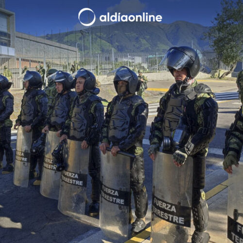 MINISTRO DEL INTERIOR INDICÓ QUE SÓLO LOS FUNCIONARIOS DE CARRERA PODRÁN ENTRAR AL PALACIO LEGISLATIVO.