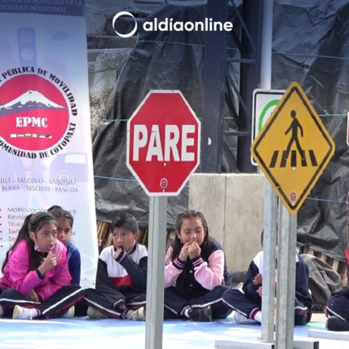 EDUCACIÓN VIAL SE CUMPLIÓ EN SAQUISILÍ CON PRESENCIA DE ESTUDIANTES DE ESTABLECIMIENTOS DEL CENTRO URBANO (VIDEO)