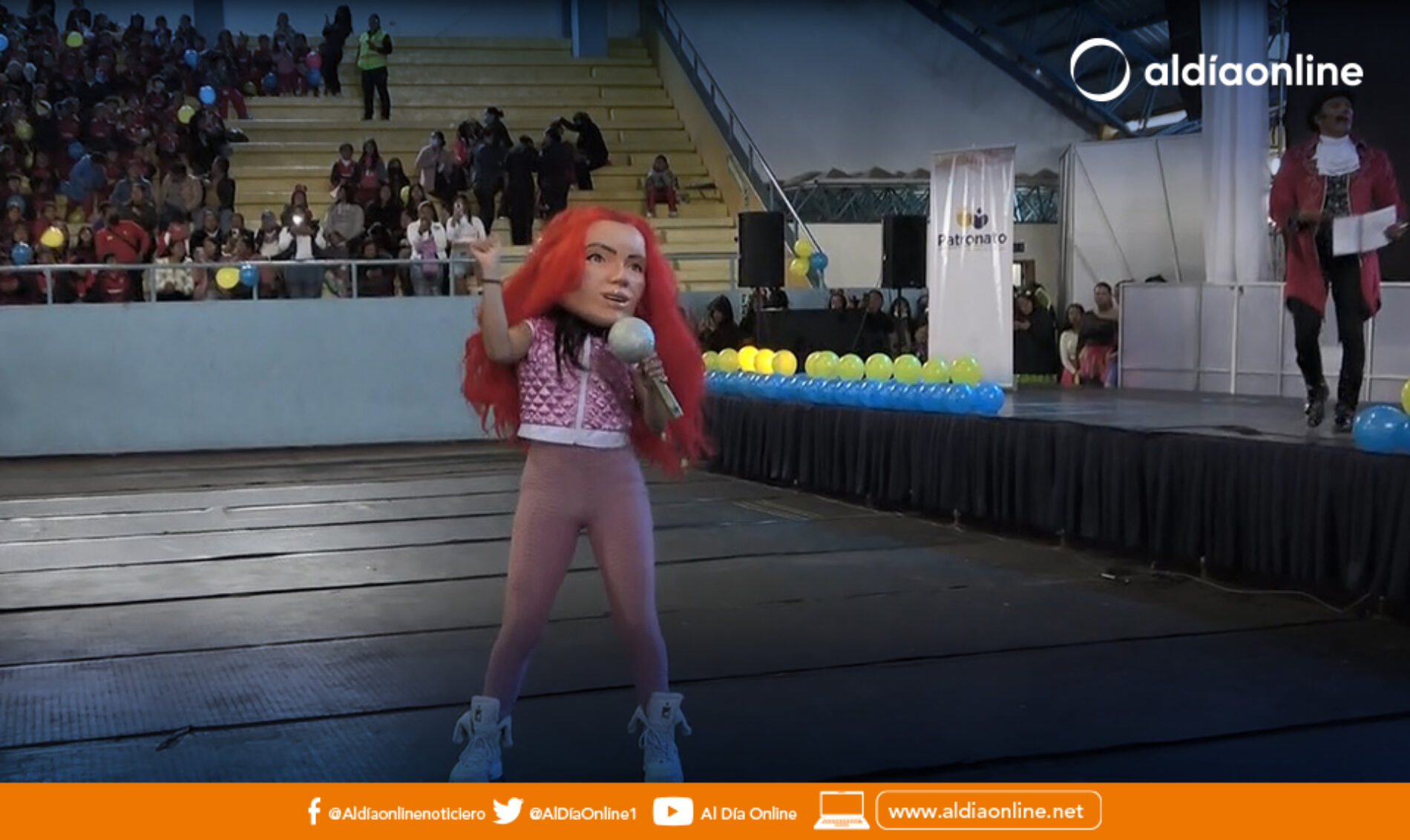 PATRONATO MUNICIPAL DE LATACUNGA AGASAJÓ A LOS NIÑOS DEL CANTÓN.(VIDEO)