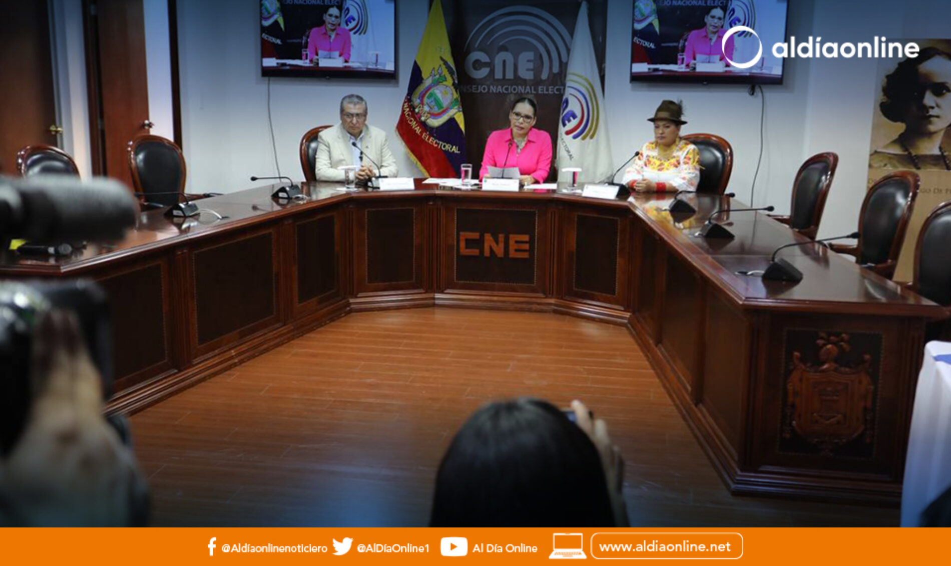LOS BINOMIOS PRESIDENCIALES DEBERÁN ESTAR CONFORMADOS POR HOMBRE Y MUJER EN EL PROCESO ELECTORAL DEL 20 DE AGOSTO
