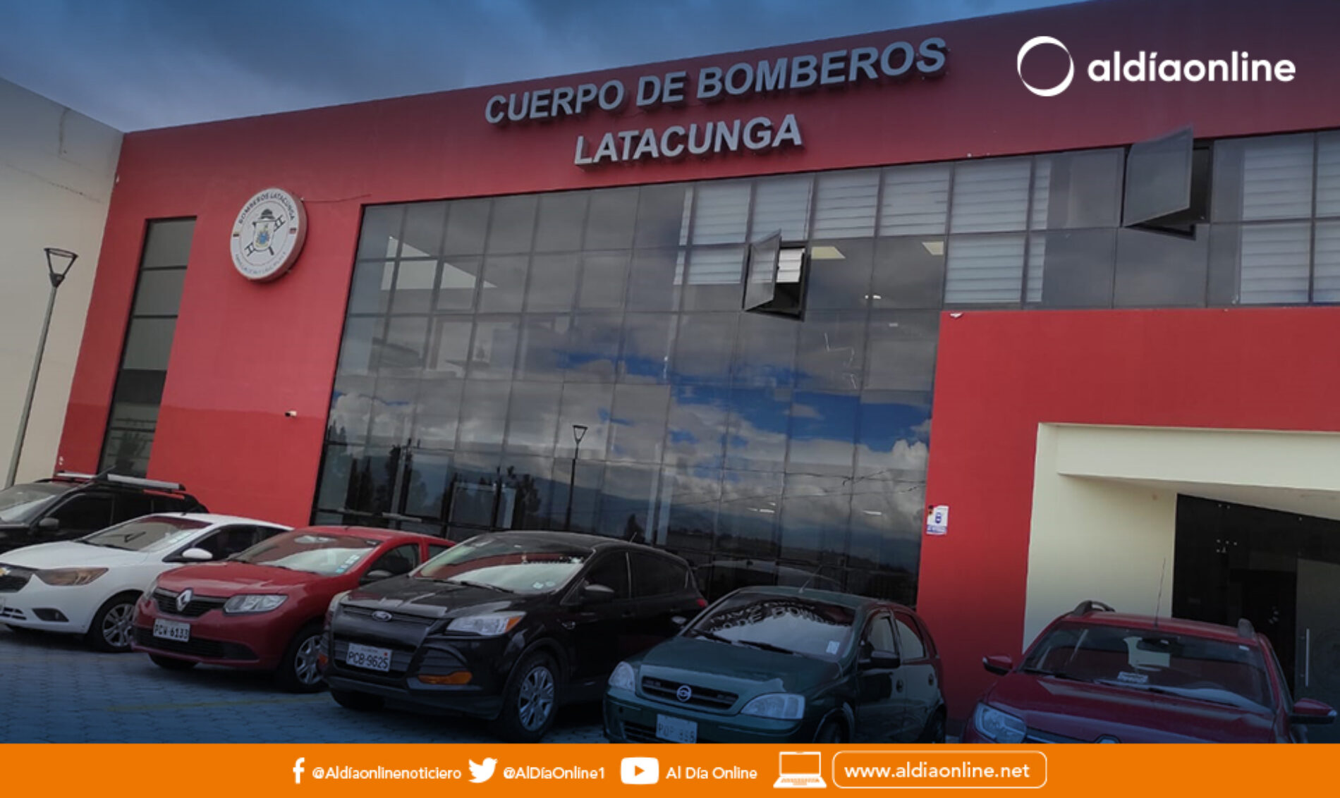 ELEPCO Y MUNICIPIO DE LATACUNGA COBRAN CONTRIBUCIONES DE CUERPO DE BOMBEROS.(VIDEO)