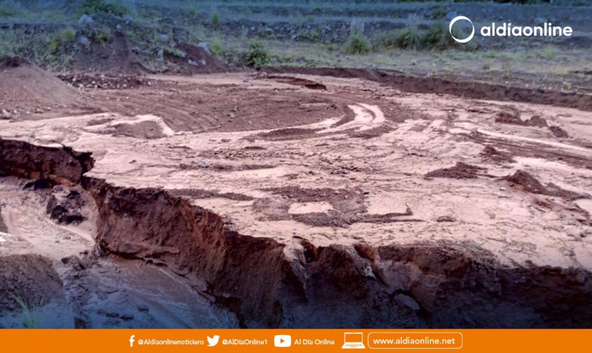 EL VOLCÁN COTOPAXI GENERÓ UN LAHAR SECUNDARIO POR UN DESHIELO