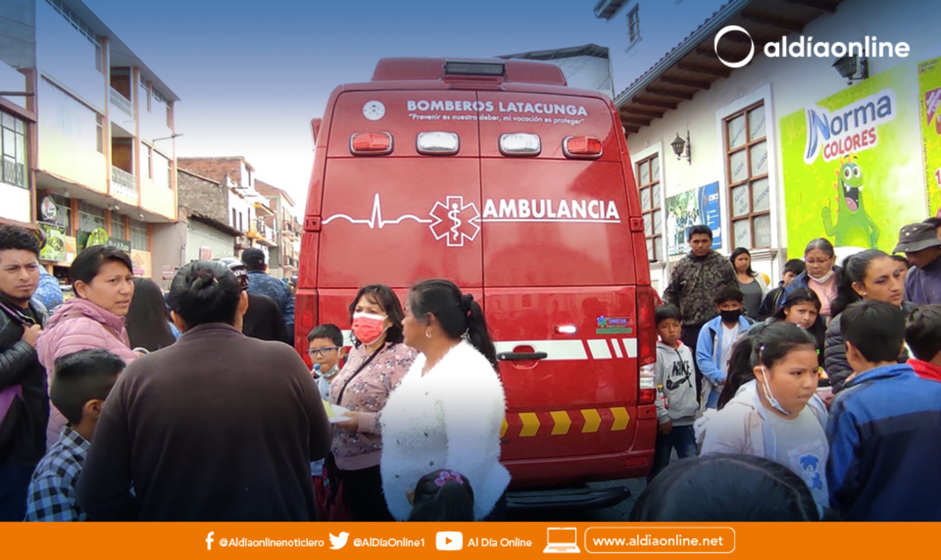 MENOR SUFRE ATROPELLAMIENTO EN EXTERIORES DE LA U.E ISIDRO AYORA DE LATACUNGA