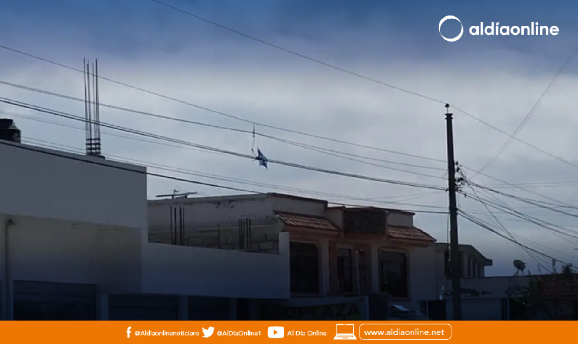 EL CONTACTO DE LAS COMETAS Y  SUS HILOS CON EL CABLEADO AÈREO PUEDE GENERAR ELECTROCUCIONES