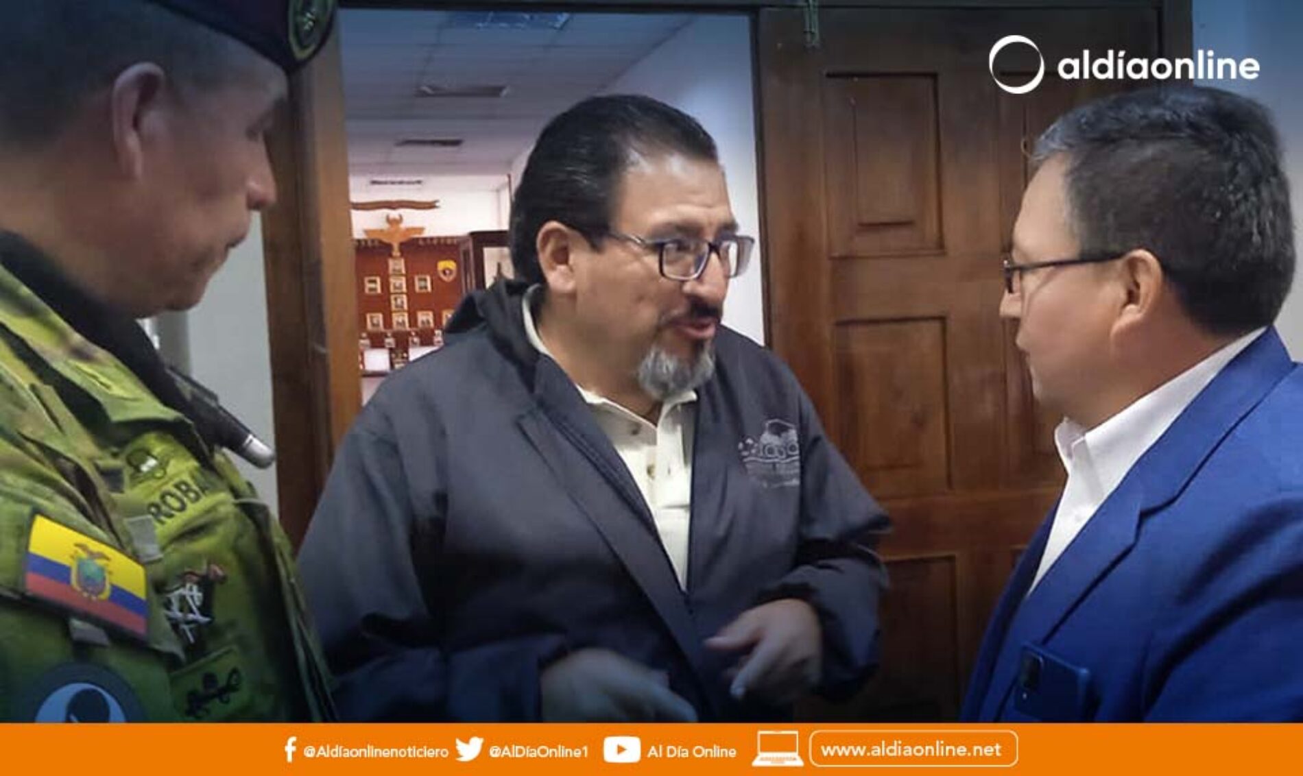 VICEPREFECTO DE COTOPAXI ASISTIÓ AL EJERCICIO TÁCTICO DE OPERACIÓN MILITAR PARA COMBATIR A LOS GRUPOS DELINCUENCIALES.