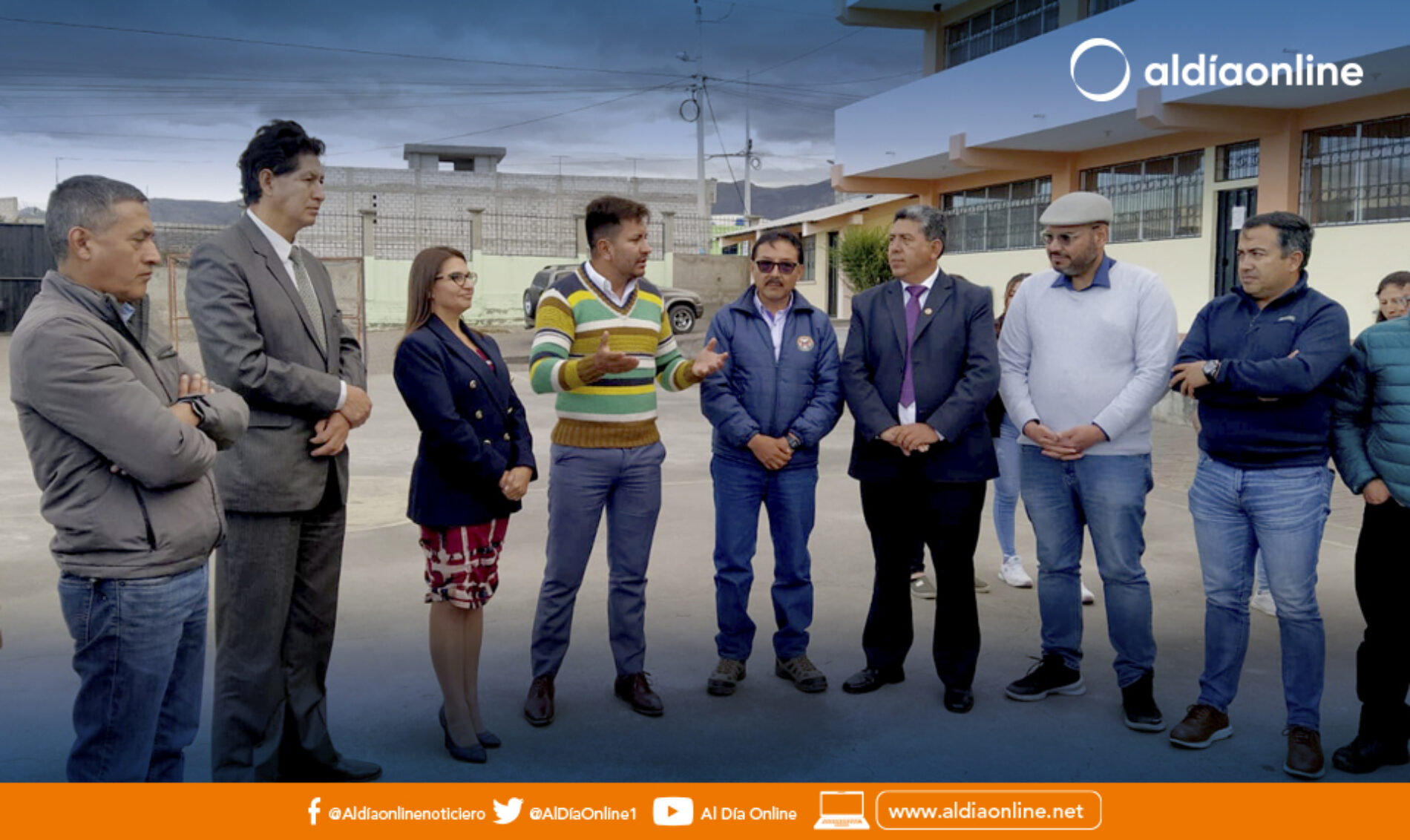 AUTORIDADES DE LA UTC SOLICITAN A GAD.M PUJILÍ COMODATO DE COLEGIO 14 DE OCTUBRE