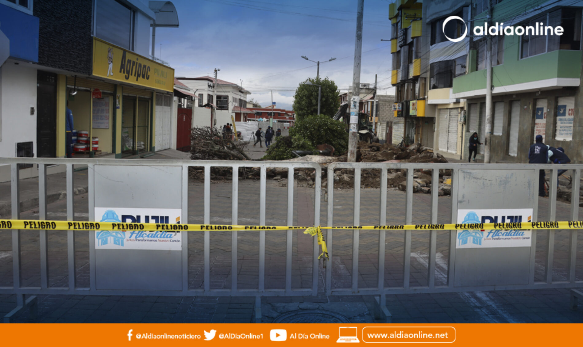 INICIÓ  CONSTRUCCIÓN DE BULEVAR Y ASENTAMIENTO DEL PARTERRE EN LA CALLE VICENTE ROCAFUERTE