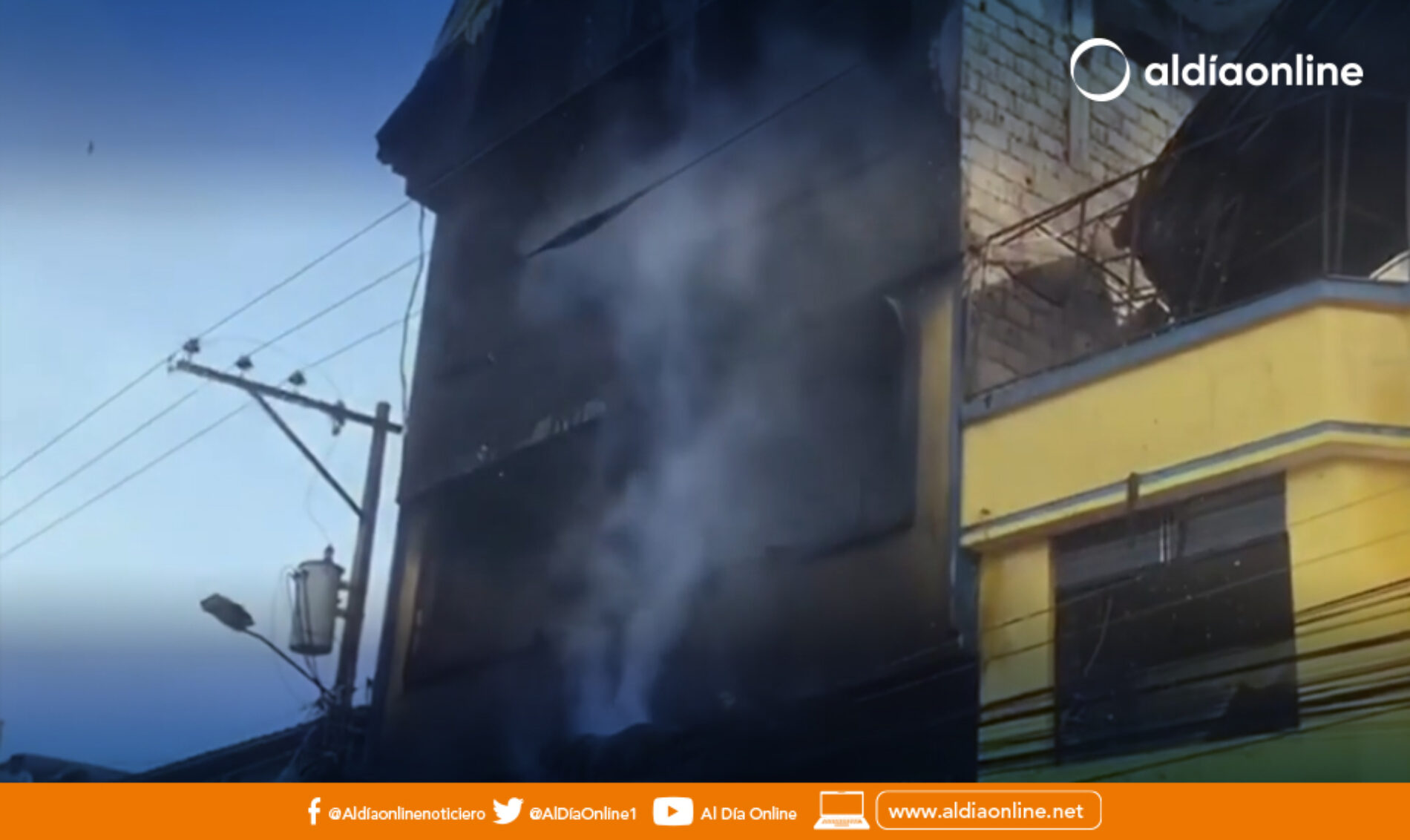 INCENDIO DE PROPORCIONES SE PRESENTÓ EN EL CENTRO DEL CANTÓN LA MANÁ