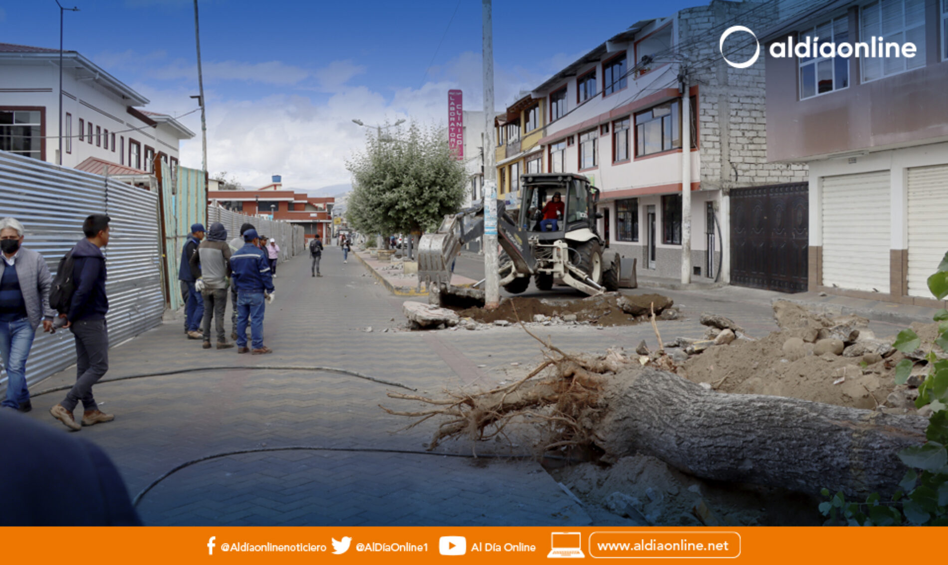INICIÓ  CONSTRUCCIÓN DE BULEVAR Y ASENTAMIENTO DEL PARTERRE EN LA CALLE VICENTE ROCAFUERTE