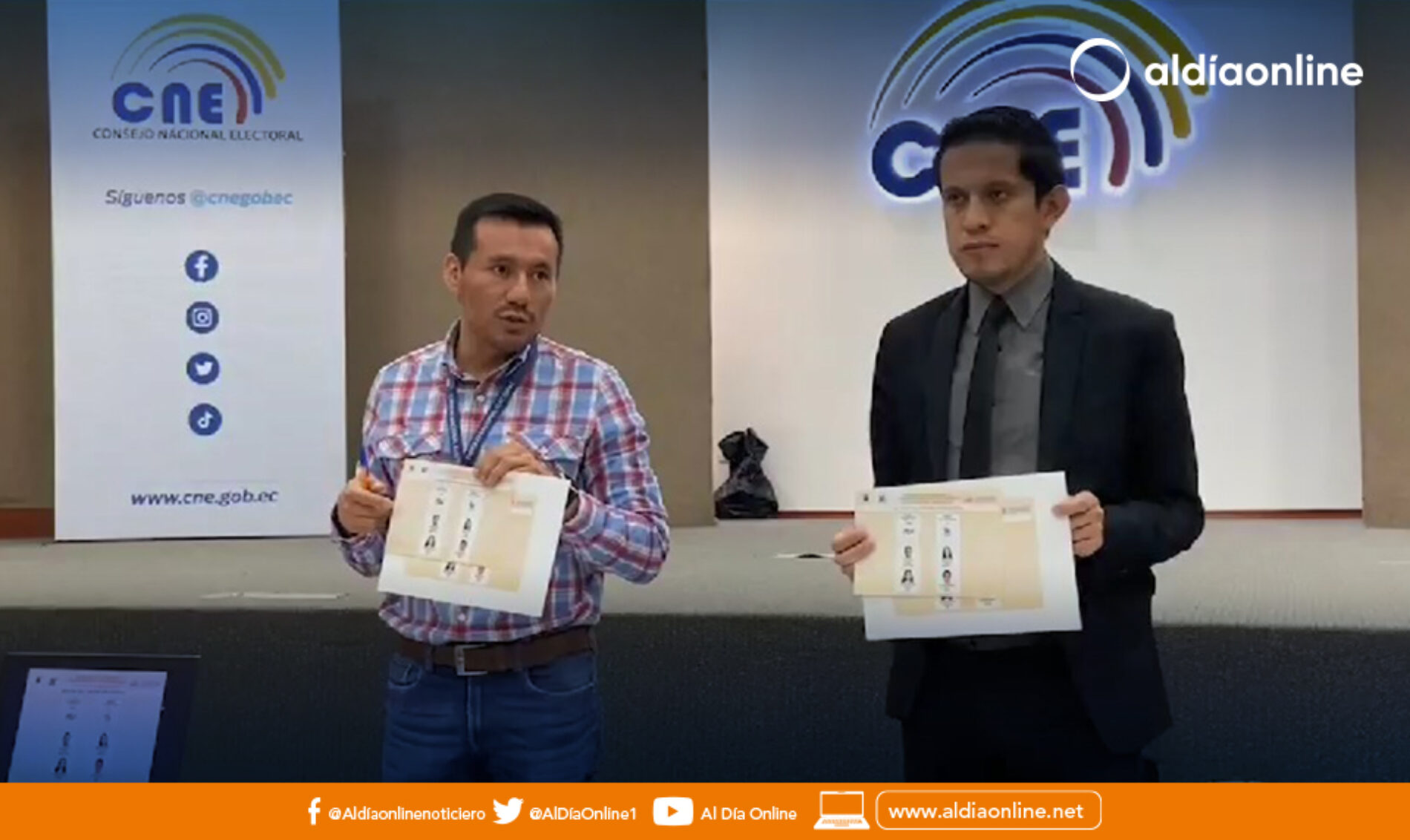 DELEGADOS DE BINOMIOS PRESIDENCIALES VALIDARON EL DISEÑO DE LA PAPELETA DE SEGUNDA VUELTA