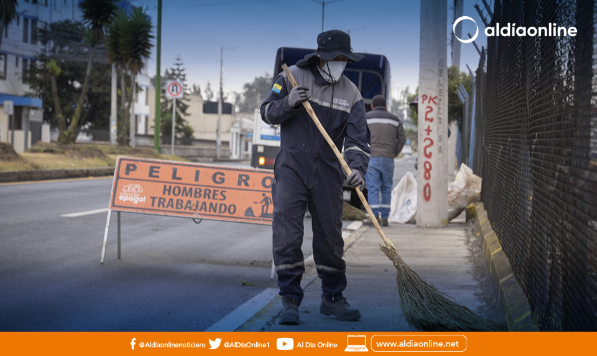 GERENTE DE EPAGAL TRABAJA POR UNA LATACUNGA SIN BASURA